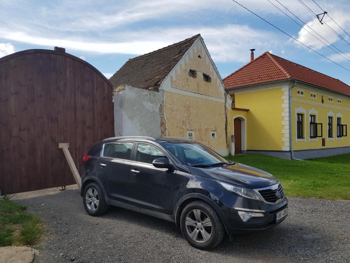 Ubytovani Agnes Jaronice Exterior foto